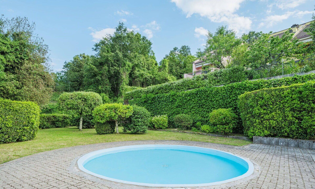Pignone Apartment | Nice apartment for 4 guests with pool, WIFI, TV and pets allowed