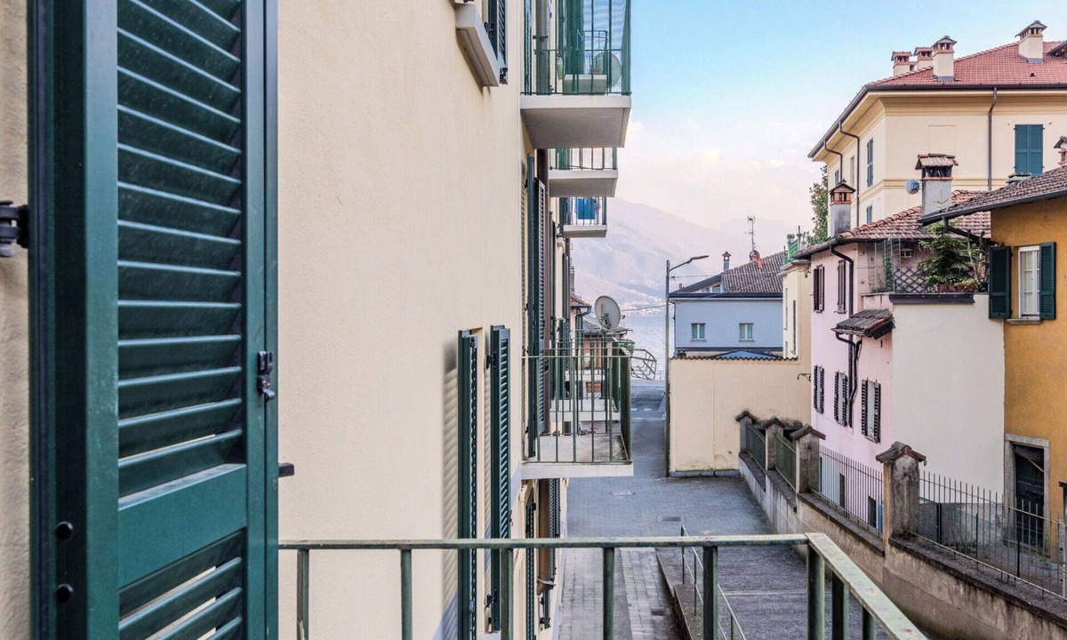Dongo Apartment | Nice apartment for 4 guests with WIFI, TV, balcony and pets allowed