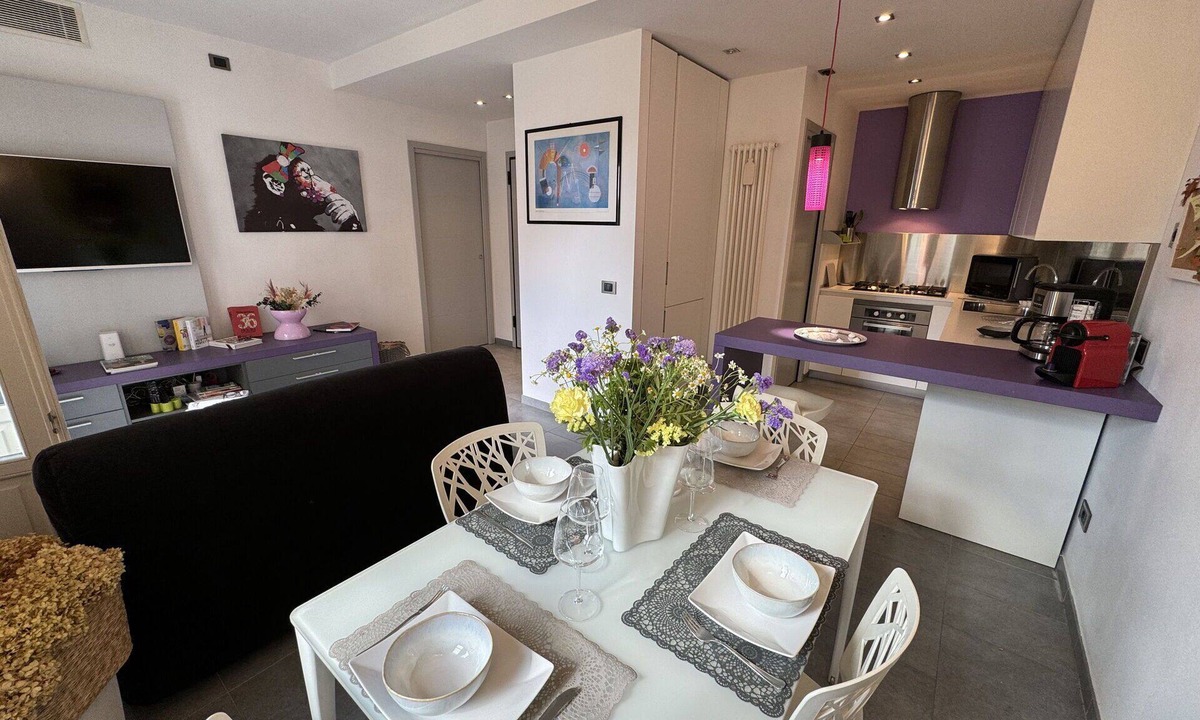 San Donato Apartment | Nice apartment for 4 guests with WIFI, A/C, TV and terrace