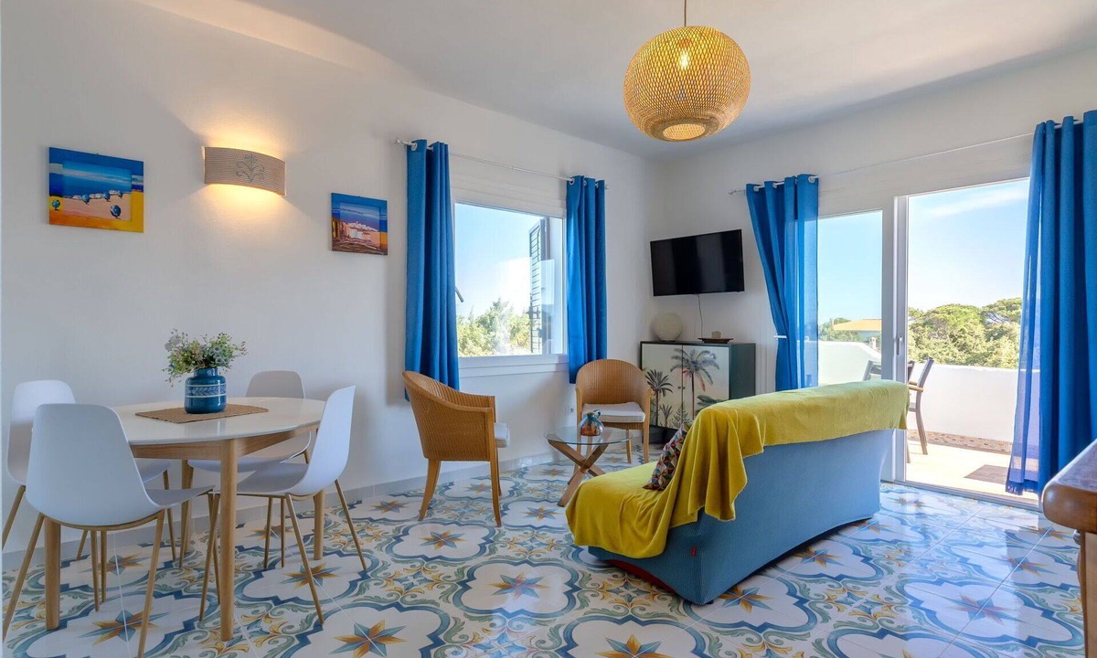 Eden Beach Apartment | Nice apartment for 5 guests with A/C, TV and patio