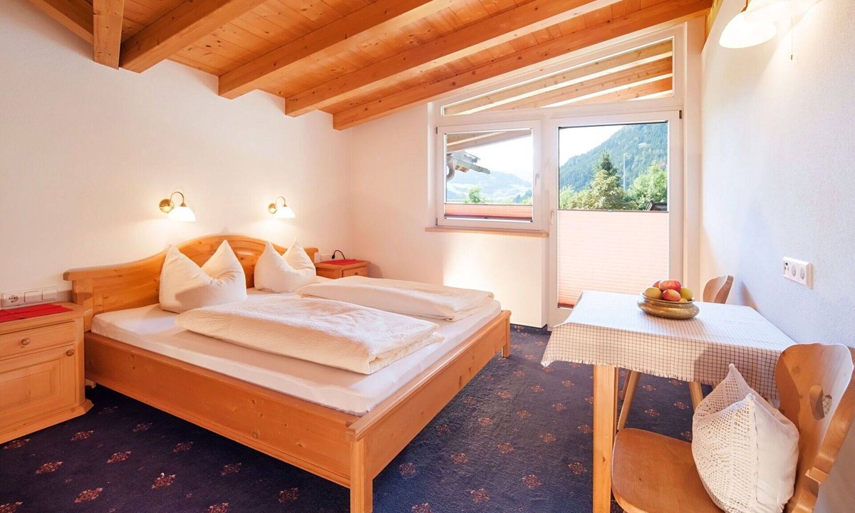 Distelberg Apartment | Nice apartment for 8 guests with WIFI, TV and balcony