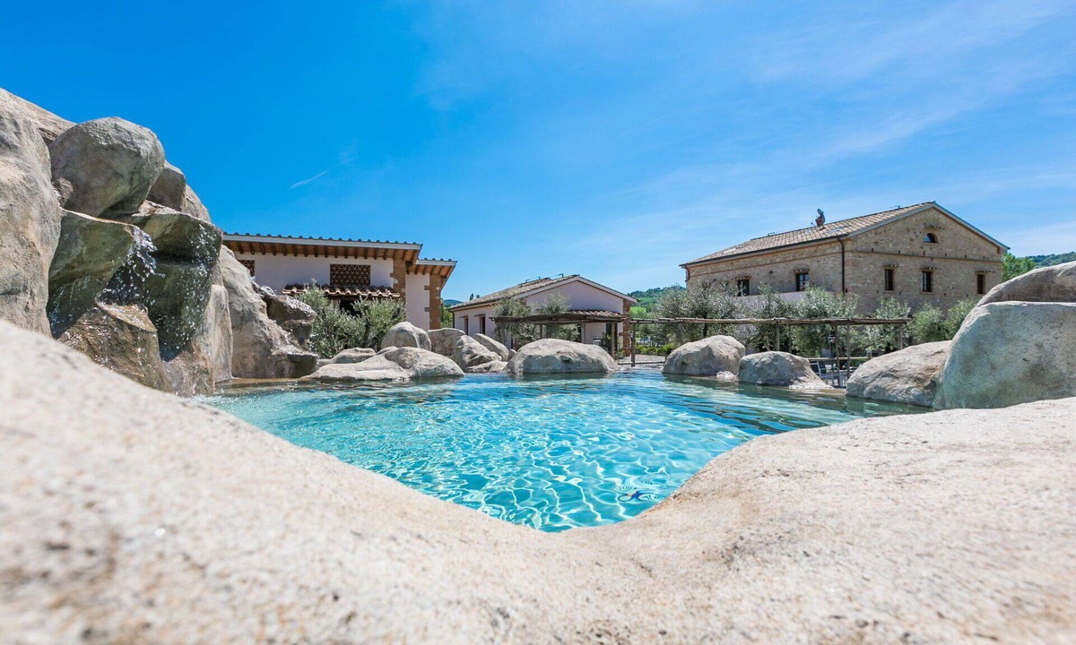 Guardistallo Apartment | Nice apartment for 4 people with A/C, pool, WIFI, patio, pets allowed and panoramic view