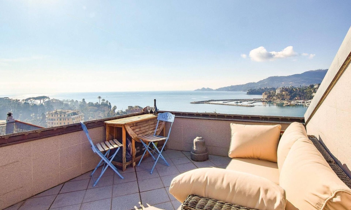 Rapallo Apartment | Nice apartment in Rapallo with outdoor swimming pool
