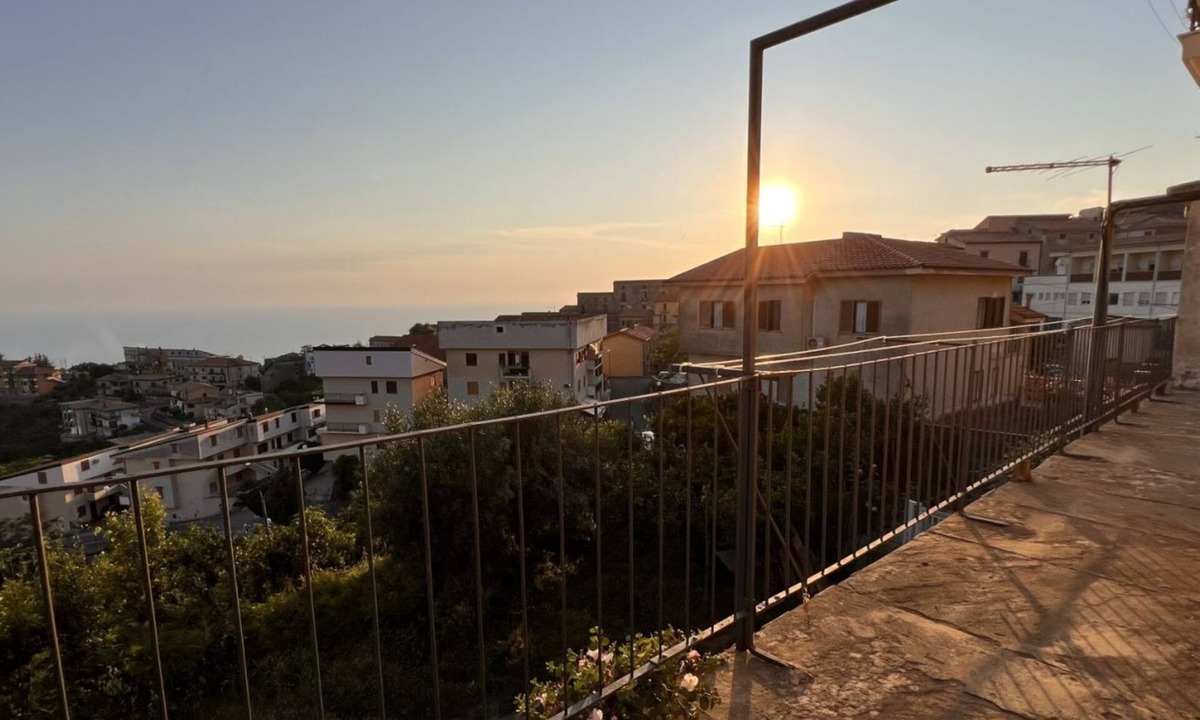 Fuscaldo Apartment | Nice apartment in the historic center of Fuscaldo for families