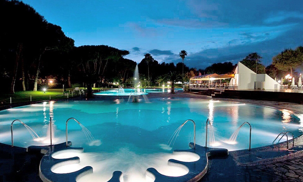 Baia Domizia House | Nice apartment in villa for 5 guests with pool, WIFI, A/C, TV and terrace