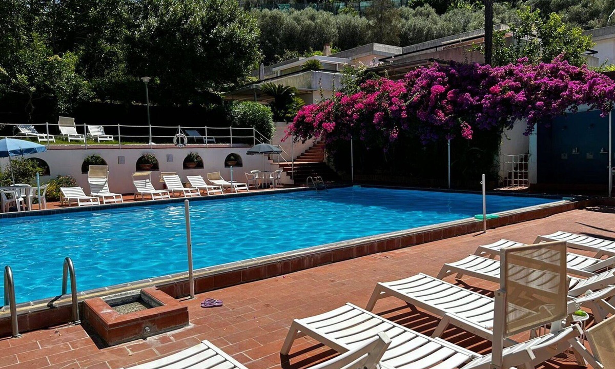 Marina di Puolo Apartment | Nice apartment for 6 guests with pool, WIFI, A/C, TV, terrace and panoramic view