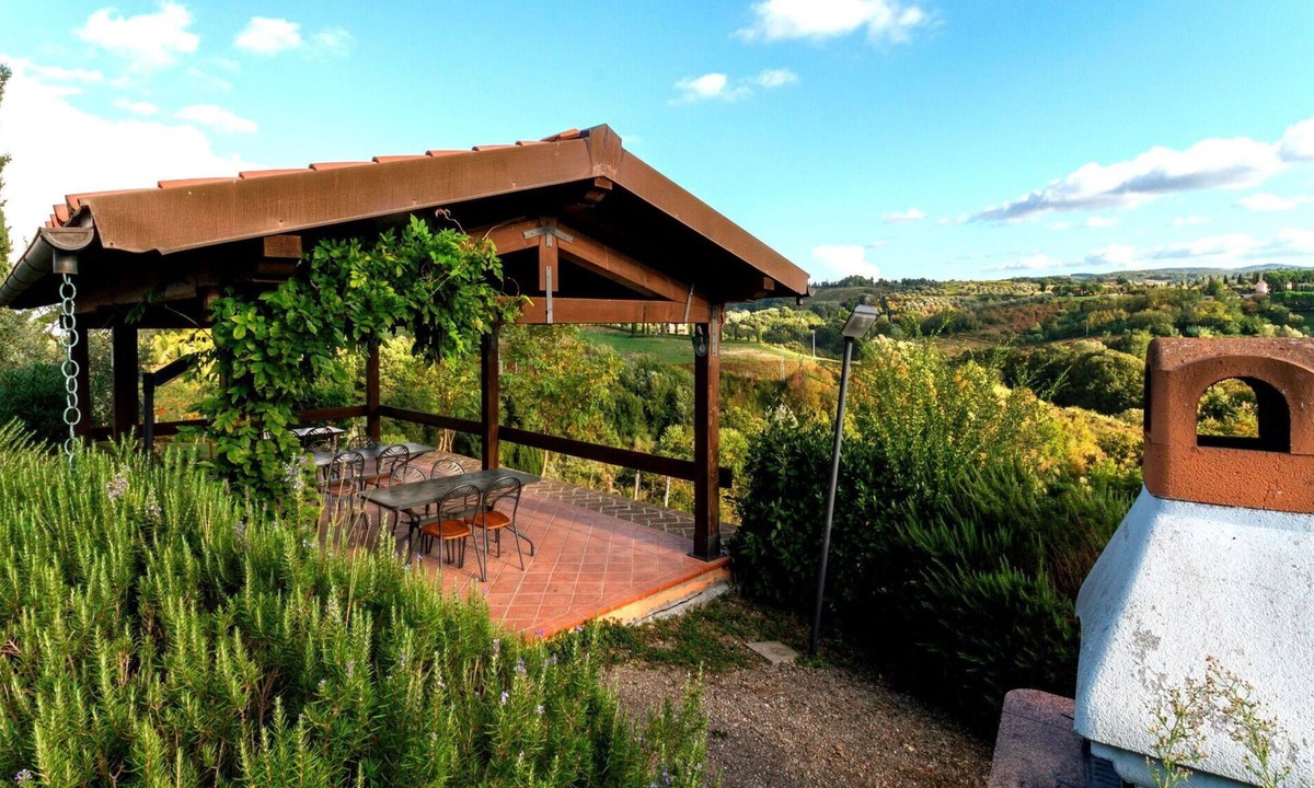 Sughera Apartment | Nice apartment with A/C, WIFI, pool, TV, terrace and panoramic view, close to San Gimignano