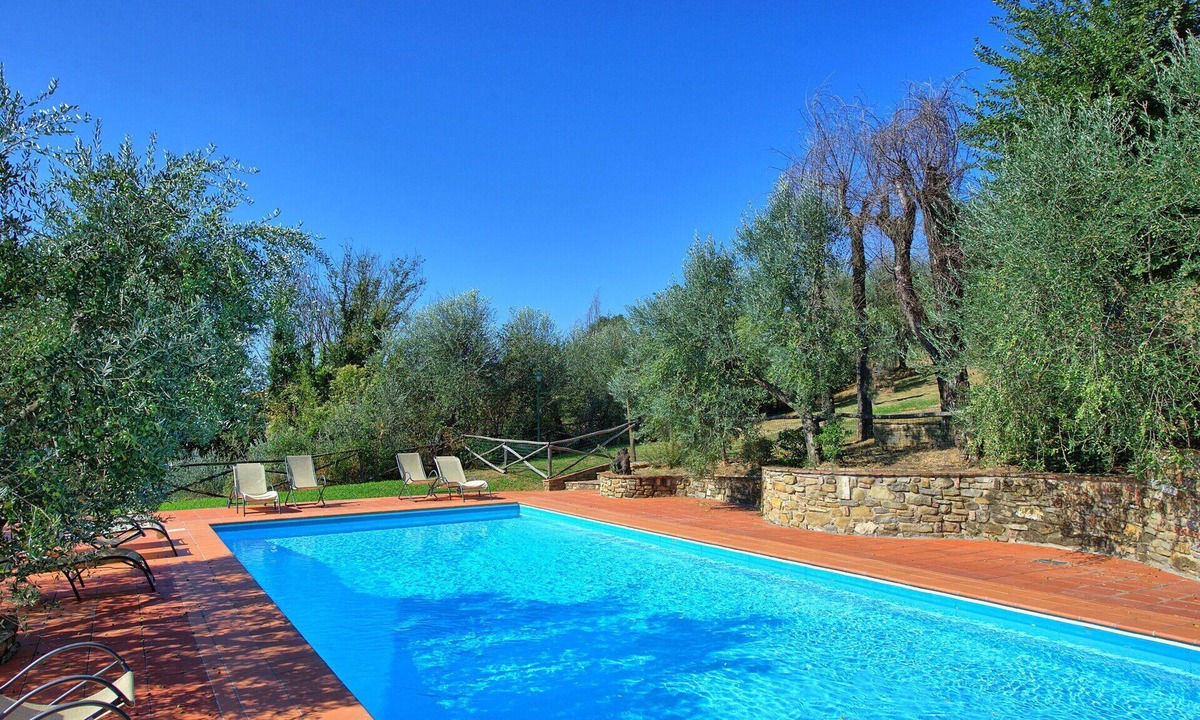 Montelupo Fiorentino Apartment | Nice apartment with WIFI, pool, TV, pets allowed and panoramic view, close to Florence