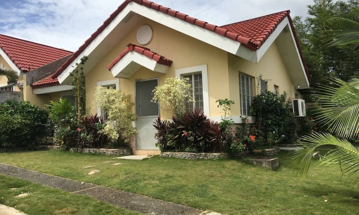 Cagayan de Oro House | Nice, cozy & peaceful home @Gran Europa Uptown CDO