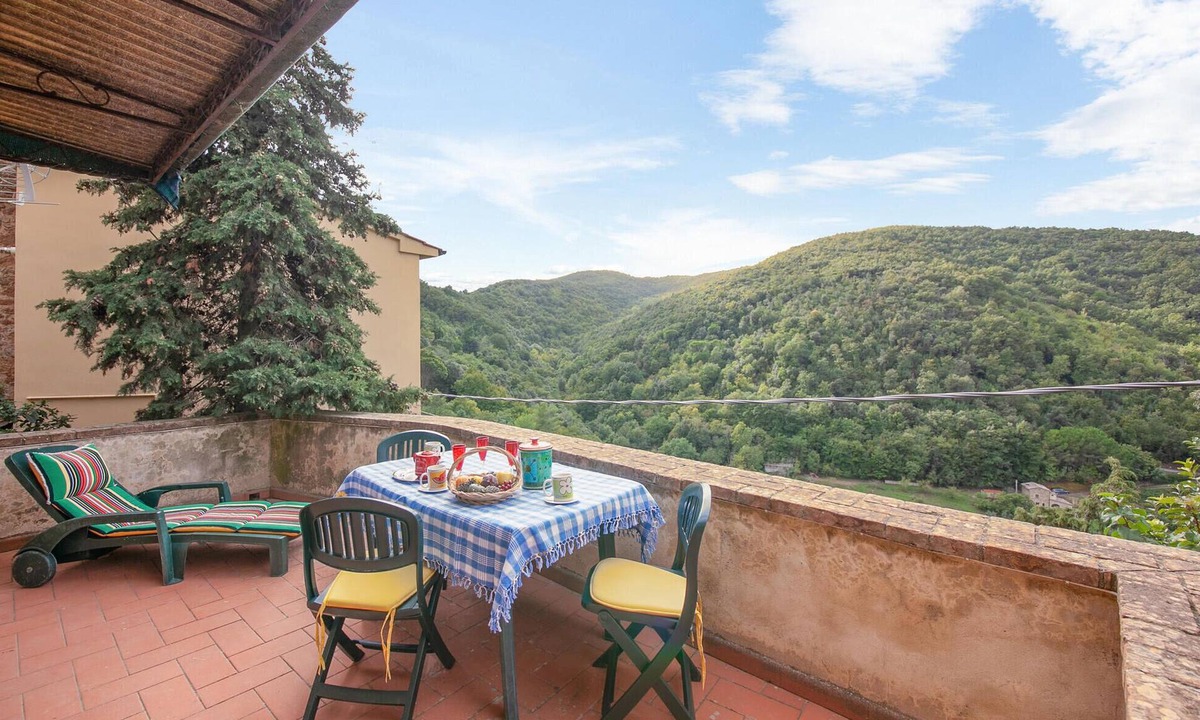Sassa House | Nice home in Montecatini V.C. (Pi) with WiFi