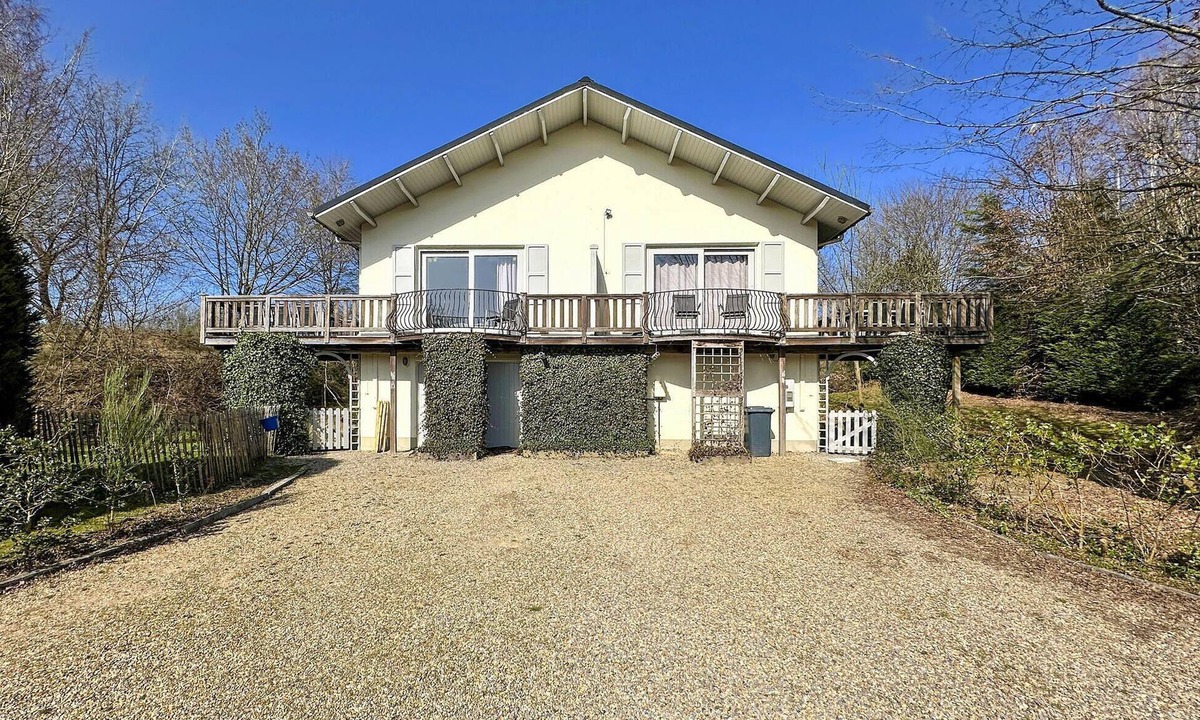 Marcouray House | Nice home in Rendeux with house a panoramic view