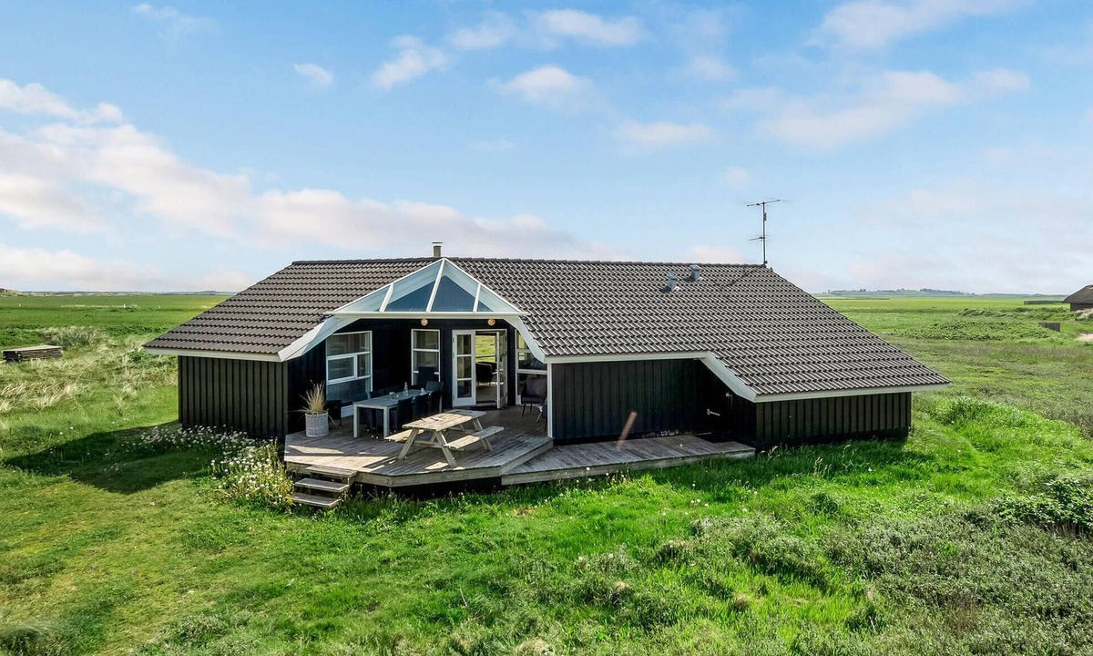Kryle House | Nice home in Ringkøbing with sauna