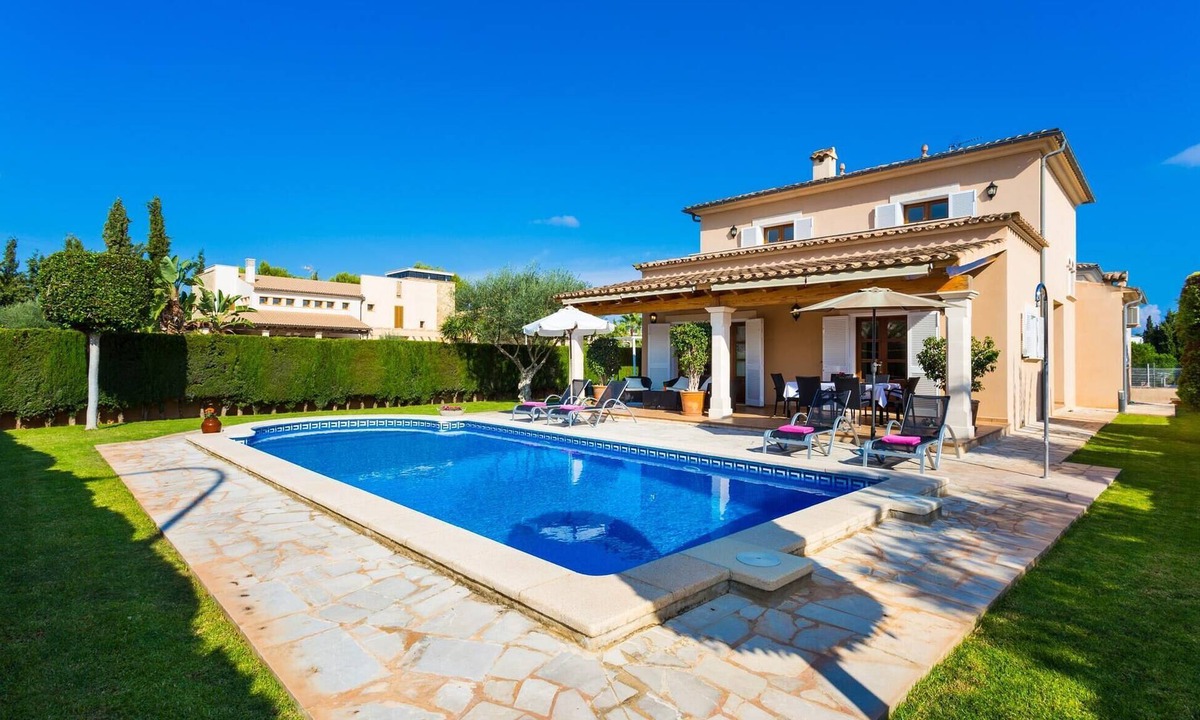 Sa Coma House | Nice home in Sa Coma with private swimming pool, can be inside or outside