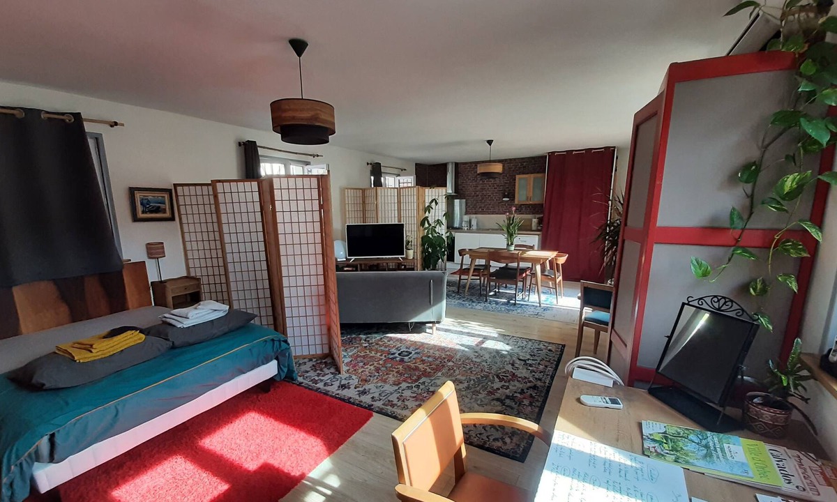 Orbec Bed & Breakfast | Nice loft with south west terrace
