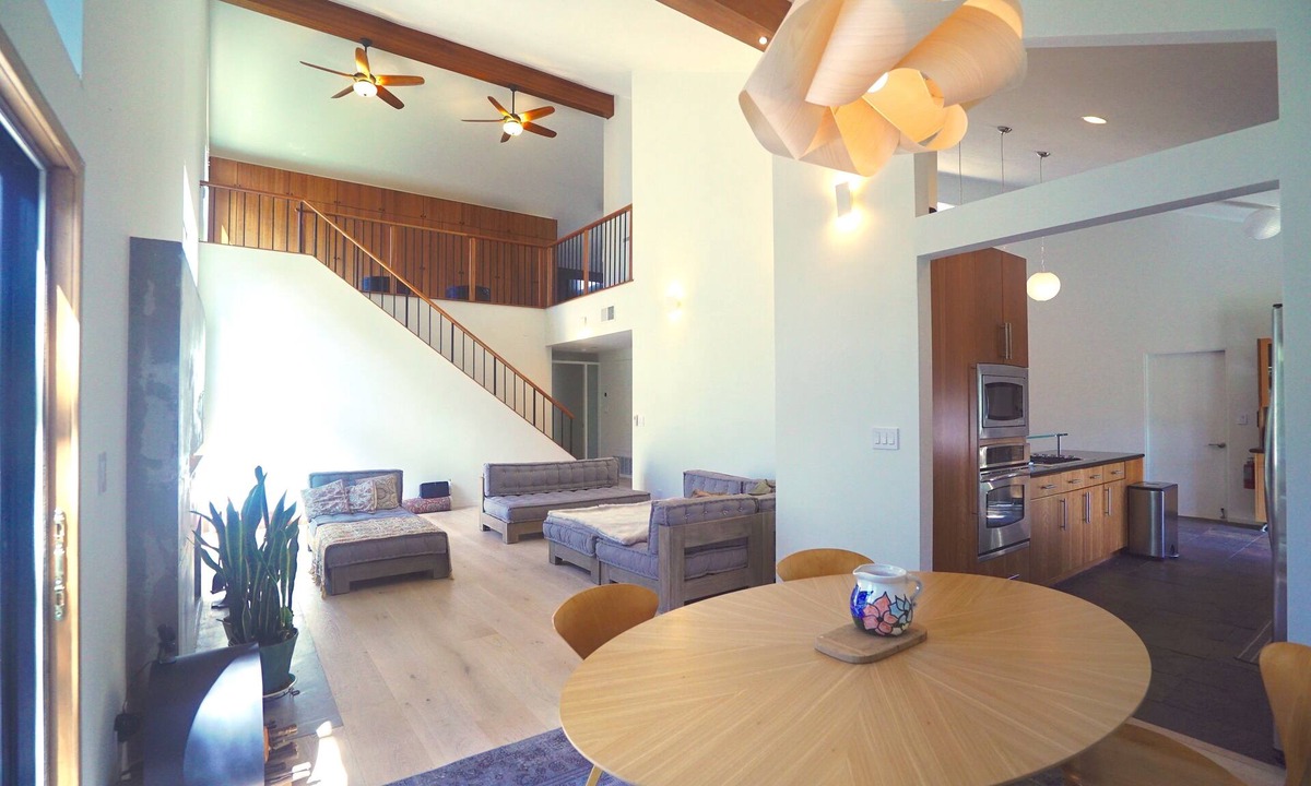Meiners Oaks House | NICE! Ojai Architectural, Full of Light, Lush Gardens, Quiet Neighborhood