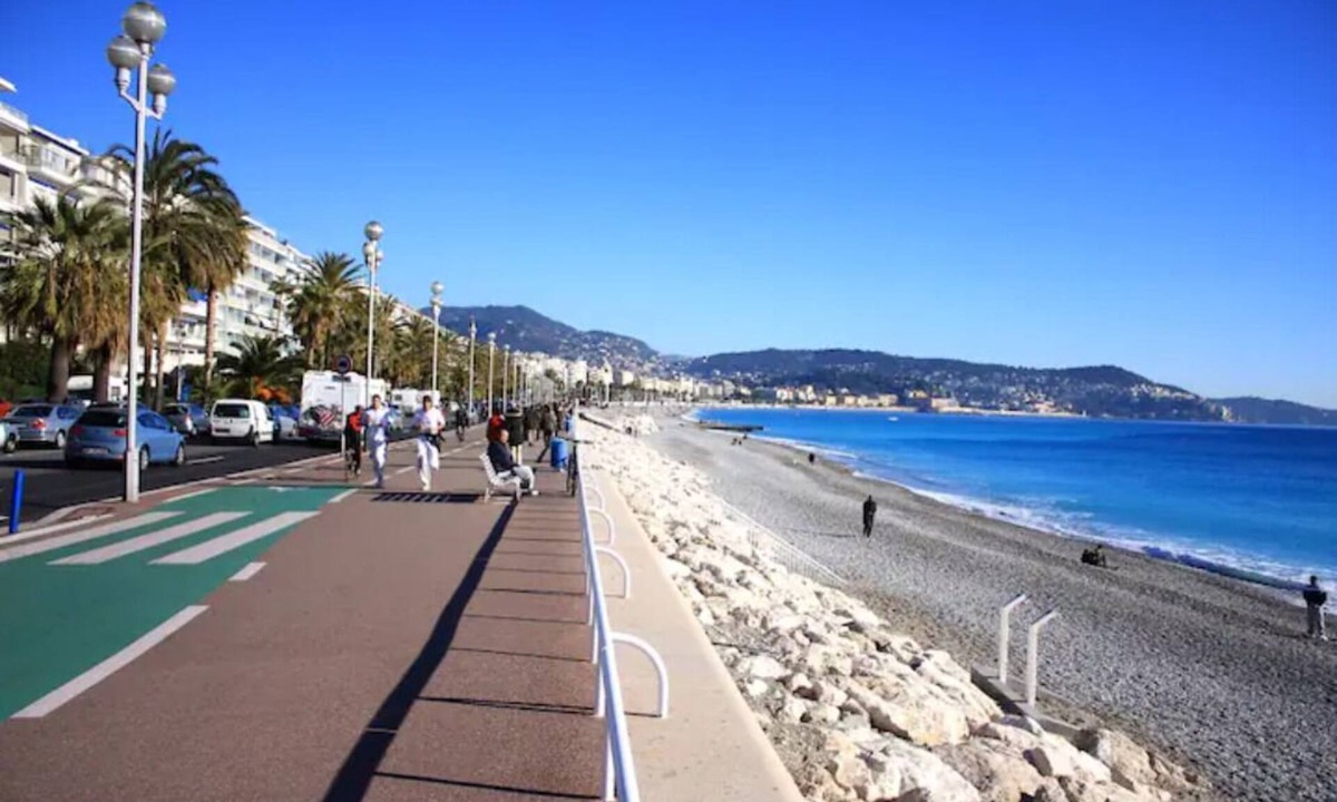 La Californie Apartment | Nice Plage- Cosy apartment Promenade des Anglais
