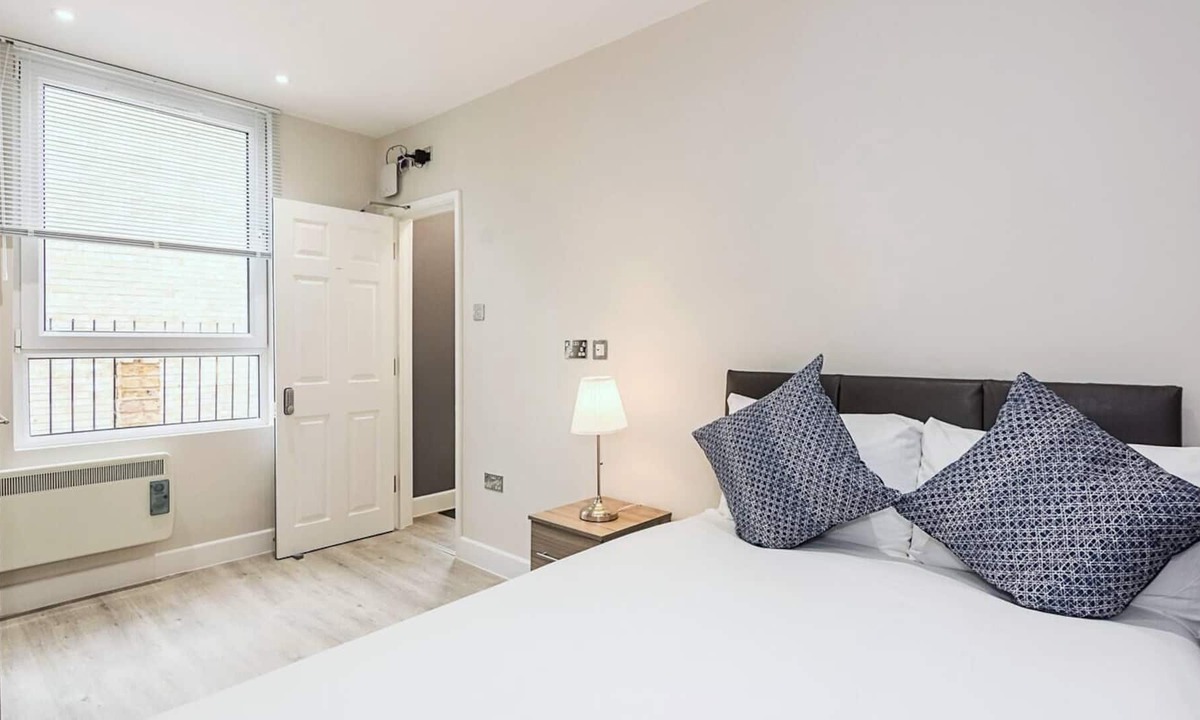 Spitalfields Apartment | Nice Single Room In A Comfortable House