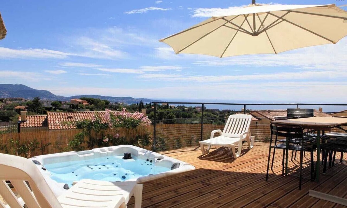 Saint Antoine Apartment | NICE-SPA-Sea view-Garden-8 People