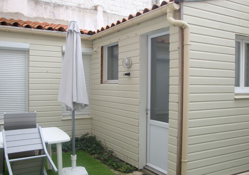 Les Sables d'Olonne Apartment | Nice studio near the beach and Wifi