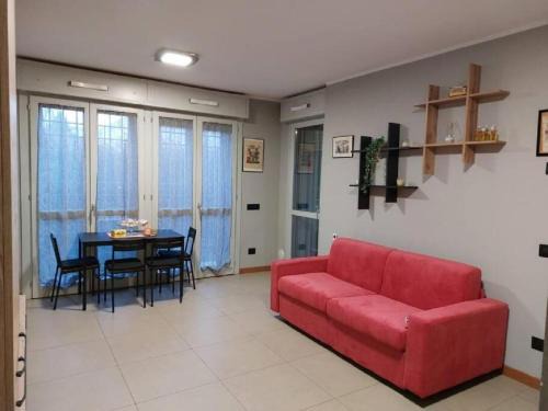 Pero Apartment | Nico's Home - Fiera Rho Milano - Giardino Box e Wi-Fi veloce