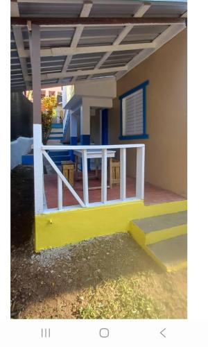 Urbanizacion Raul Ruiz House | Nido de amor