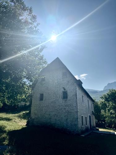 Shale House | Nika Guesthouse & Camp