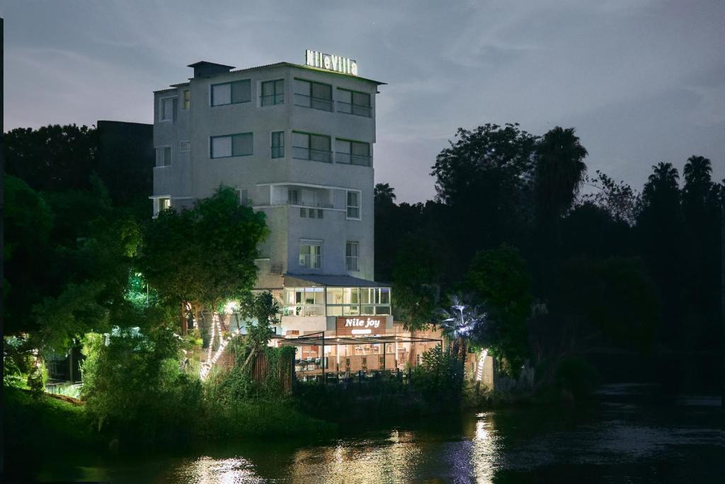 Al Manial Hotel | Nile Villa Hotel