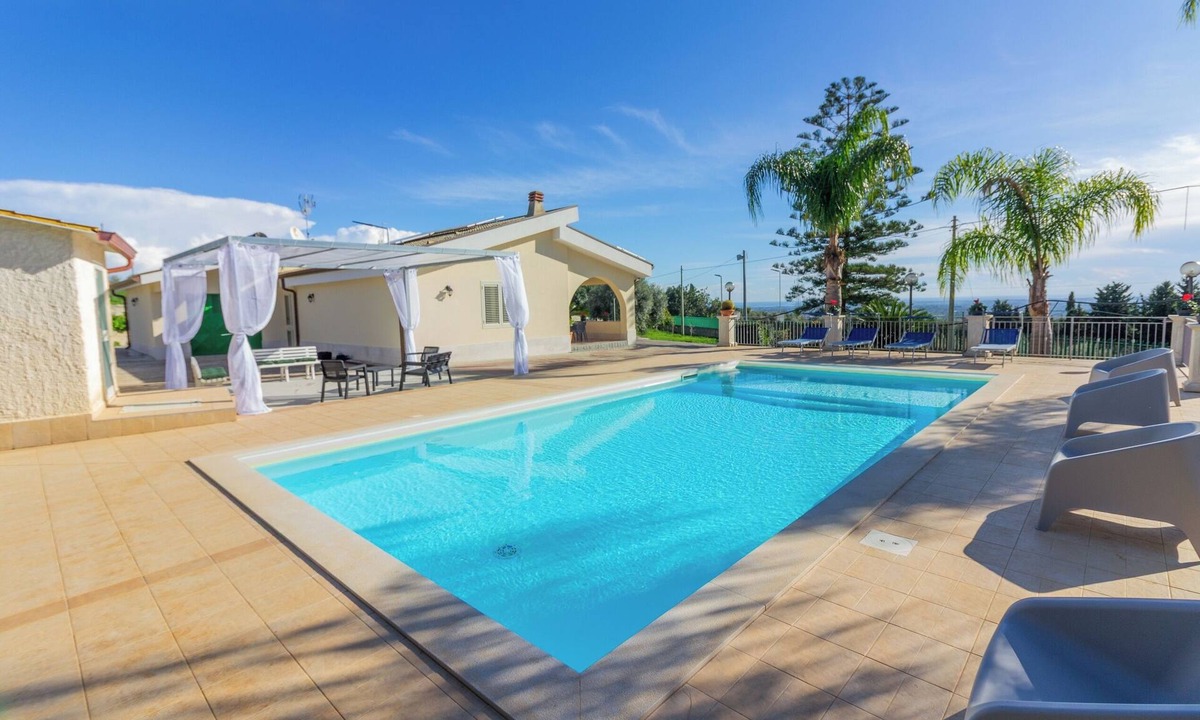 Floridia Villa | Ninfa Charming Accomodation in the Eastern Coast