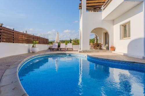 Kissonerga Villa | Nireas Villa