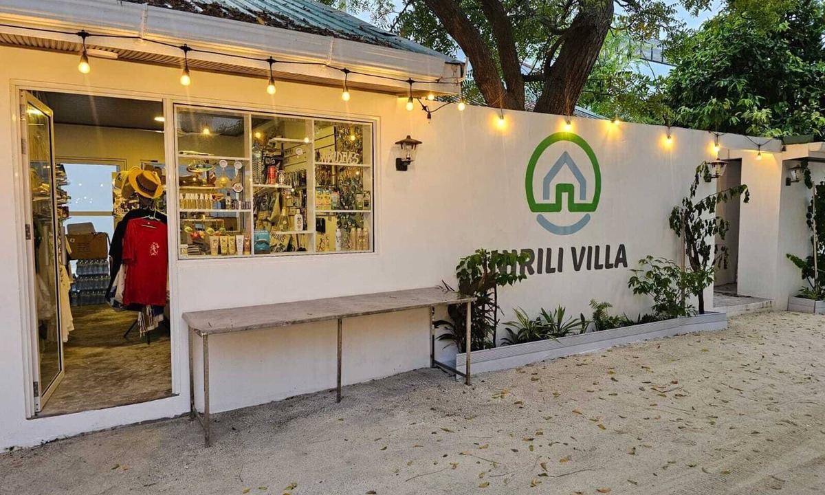Dhiffushi House | Nirili Villa