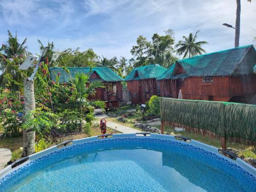 Moalboal Resort | Nirvana bamboo houses & dive centre