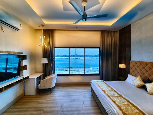 Varanasi House | Nirvana Riverview Suites