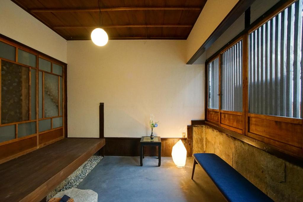 Karasuma Villa | Nishijinya