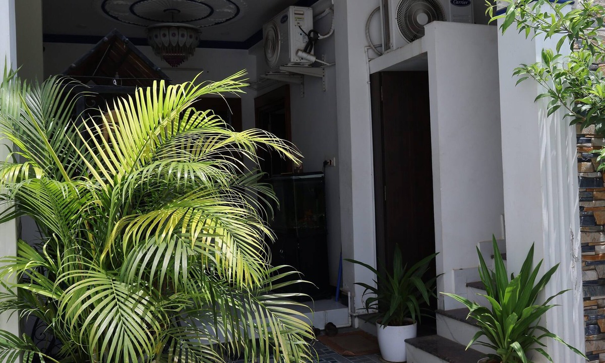 Moratandi Hotel | Nivaa Stays
