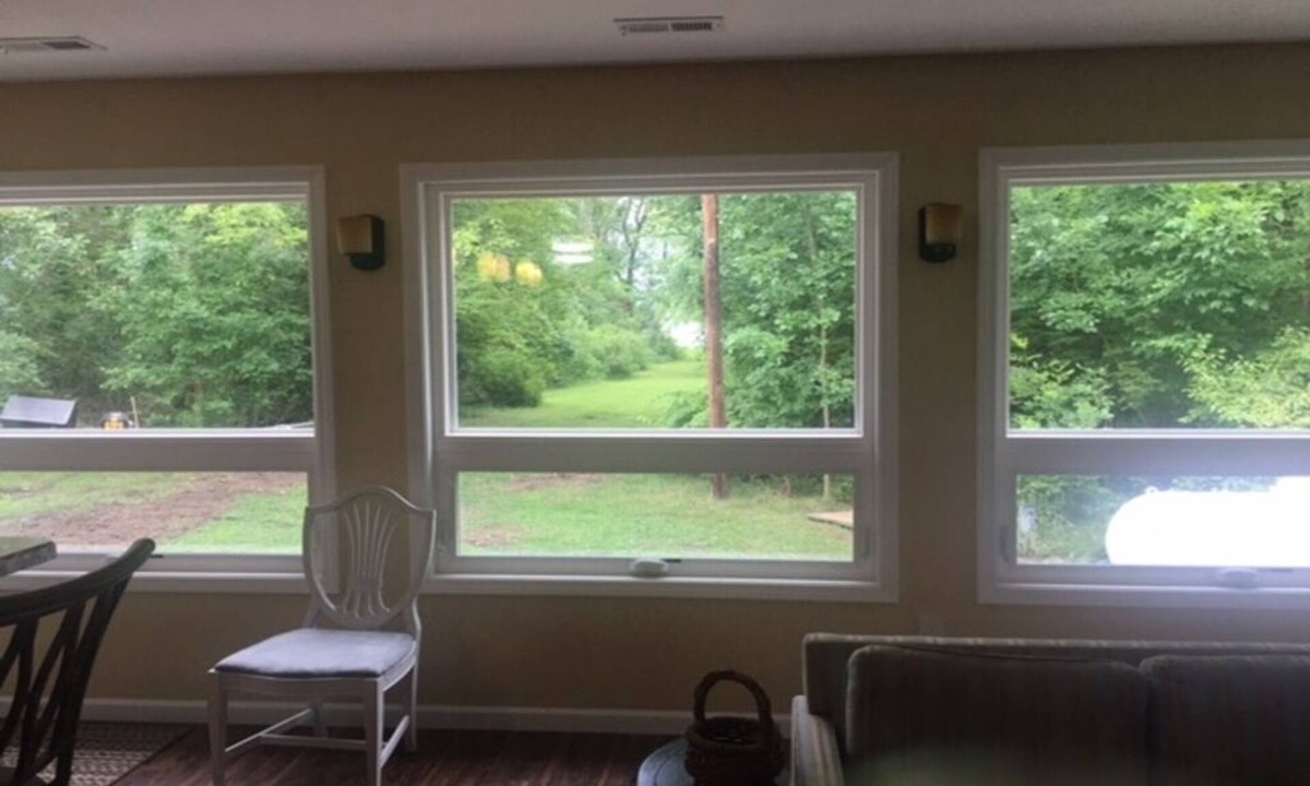 Pymatuning Central Cottage | nLakeside Boating Cottage
