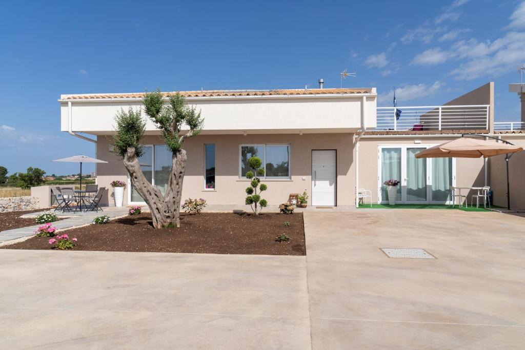 Casa Papa House | Nni Mia