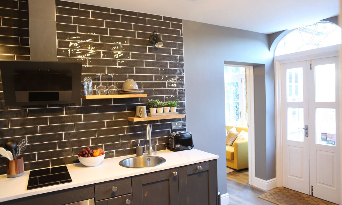 Spetchley Hotel | no.12 self check-in apartments