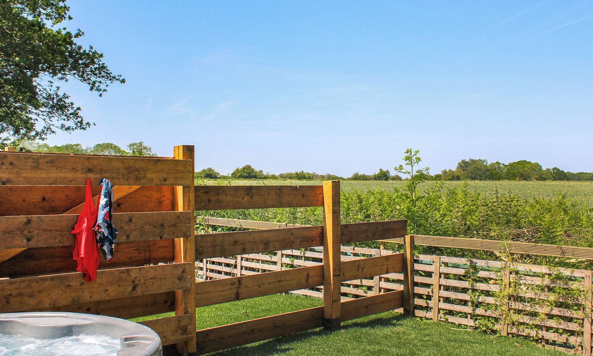 Foxley Cottage | No. 2 Badger Sett-UK44307