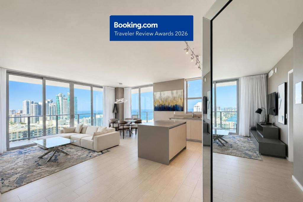 Hollywood South Central Beach Apartment | NO RESORT & PARKING FEES, CHECK DETAILS - HYDE BEACH HOUSE RESORT - MILLION APARTMENT 2bd 2ba, DIRECT OCEAN VIEW, 1 MIN FROM BEACH, 6 GUESTS