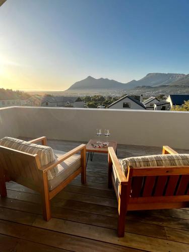Cape Peninsula Villa | No2 Merlot