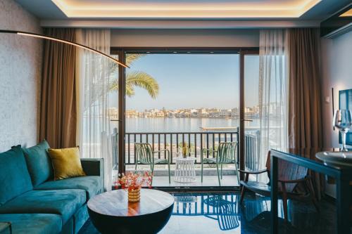 Chios Town Apartment | NOA-Luxury Stay with a view