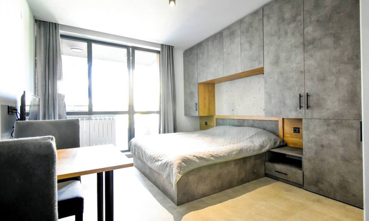 Studentski Grad Apartment | Nomad Friendly | Washer | Terrace | Parking