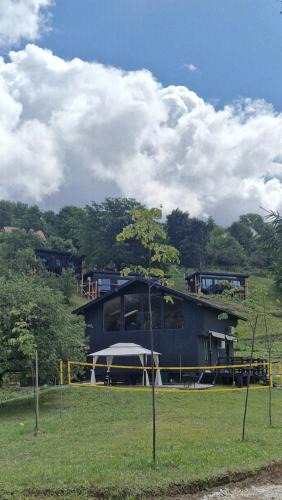 Hangu Ski Chalet | Nomad Lodge