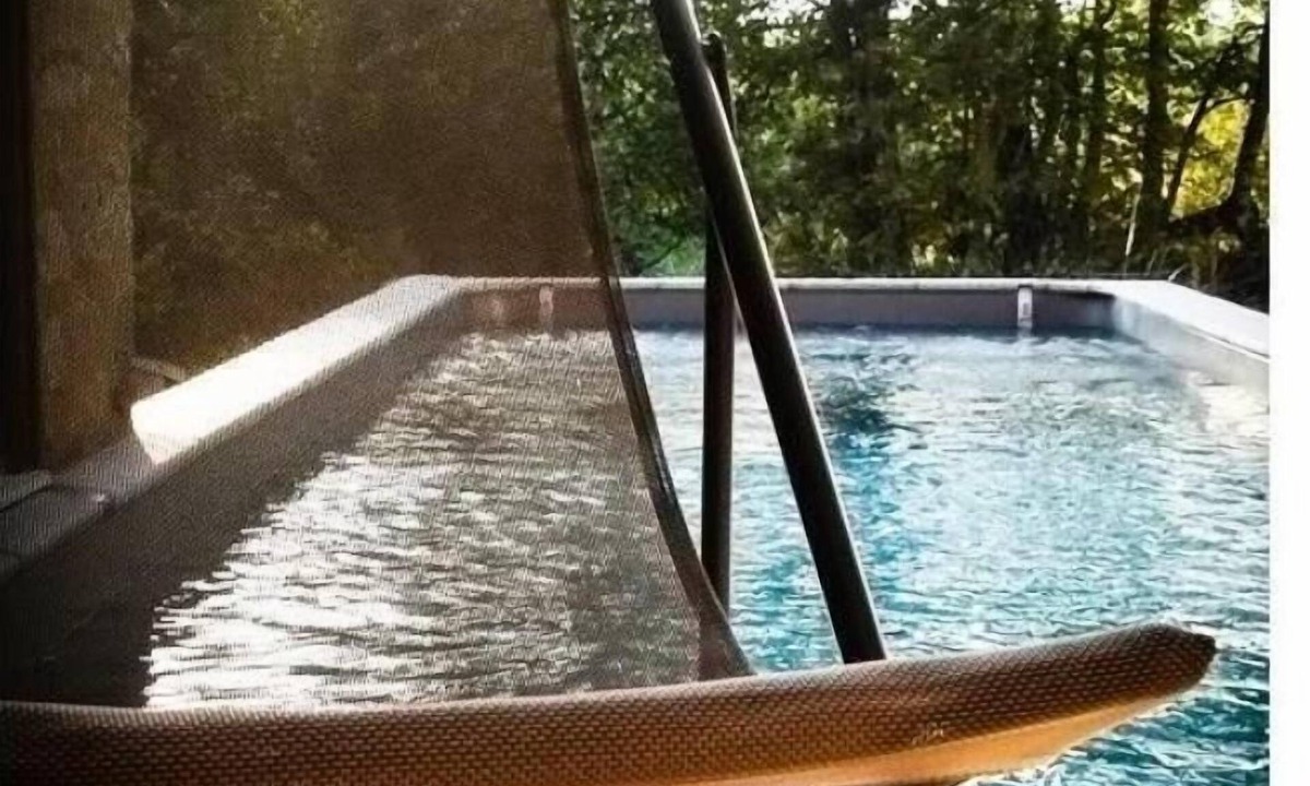 Peyrat-la-Noniere House | Nonpareil: 4-star holiday home for 10 people, swimming pool, Spa in La Mazère