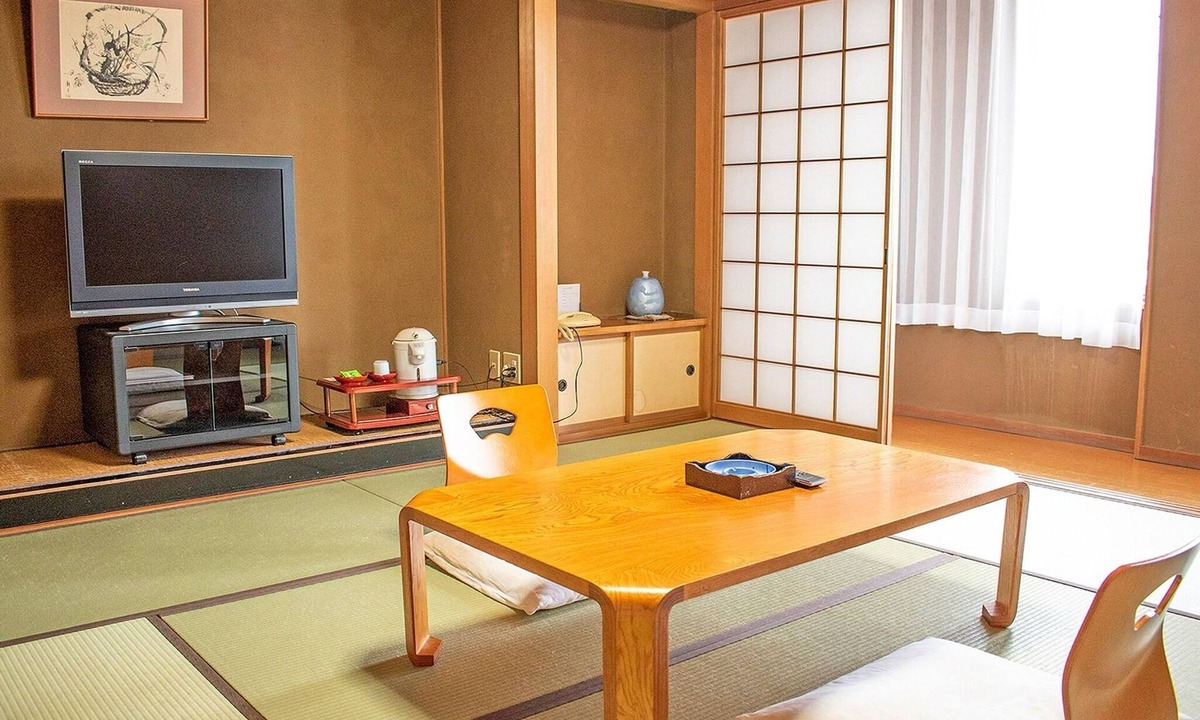Echizen-cho Hotel | Nonsmoking Enjoy a relaxing stay in a Japanesestyle room with 8 tatami mats room only Large c/Echizen Fukui