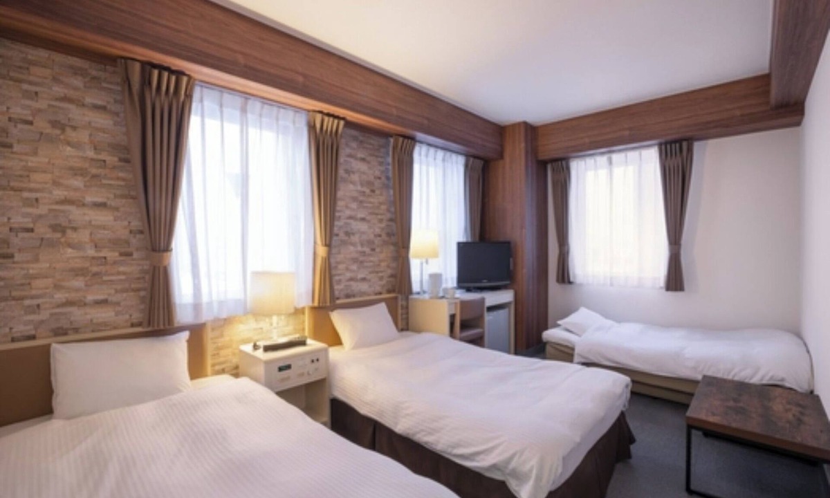 Nakajimakoen Hotel | Nonsmoking River View Super Twin Room Triple r/Sapporo Hokkaidō