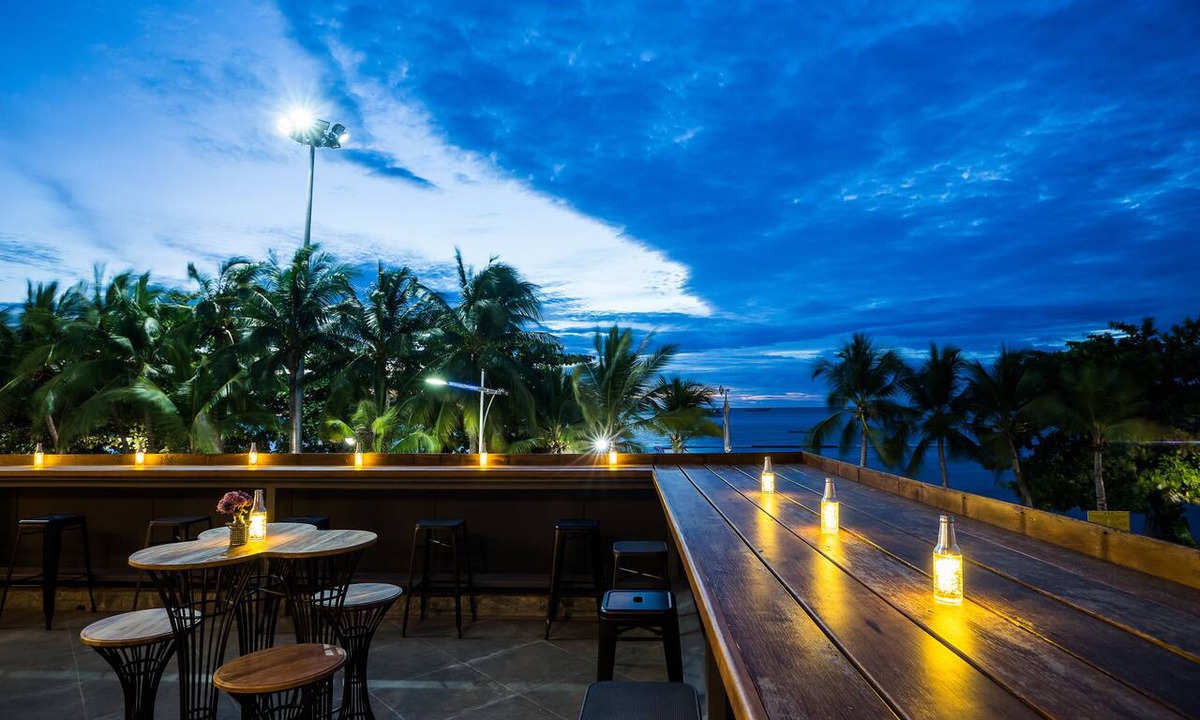 Pattaya Bay Hotel | Nonze Hostel