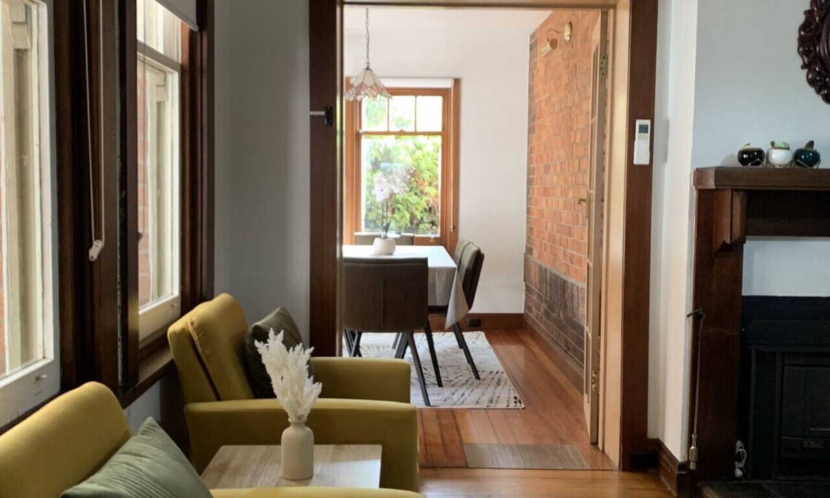 South Launceston House | Normandy Old Charmer