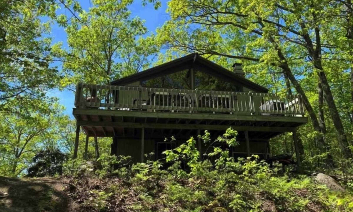 Eidelweiss Village Cottage | North Conway/Eidelweiss Mountain Cabin
