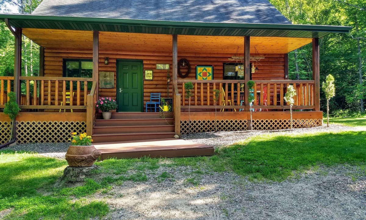 Brill Cabin | Northern Boundaries Cabin Charming 4 Season Rental Cabin at Christie Mt Ski Area